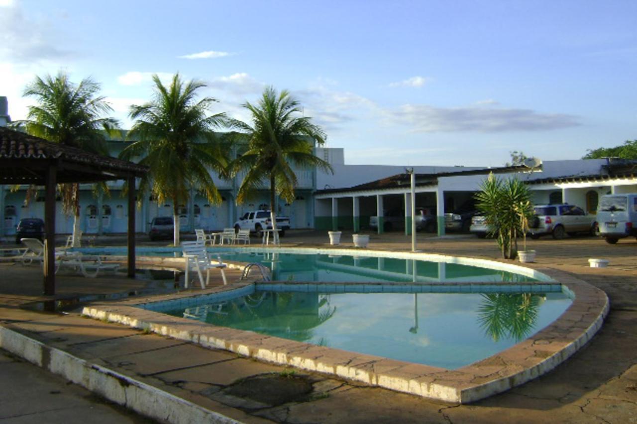 Hotel Das Palmeiras Barreiras  Exteriör bild